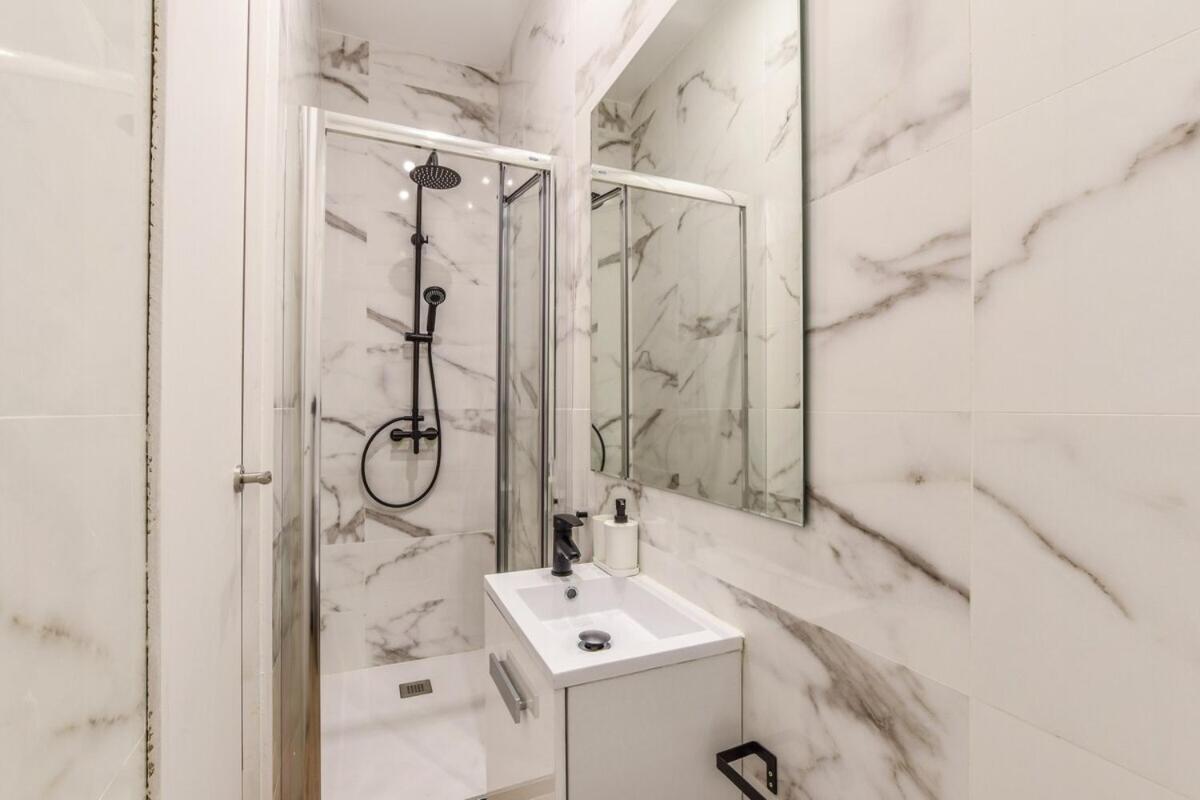 מדריד Myhousespain - Luxury Flat Next To Gran Via מראה חיצוני תמונה